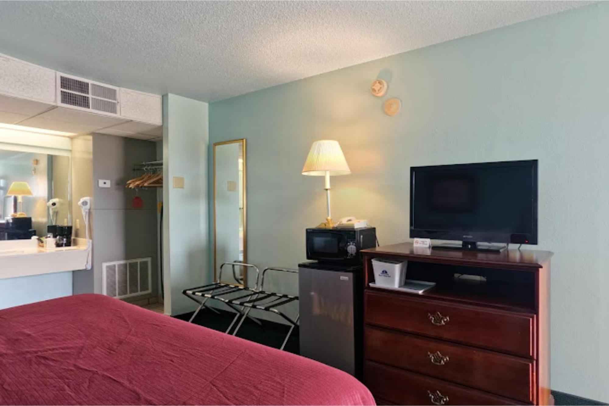 Route 66 Inn & Suites By Oyo Vega Tx Экстерьер фото