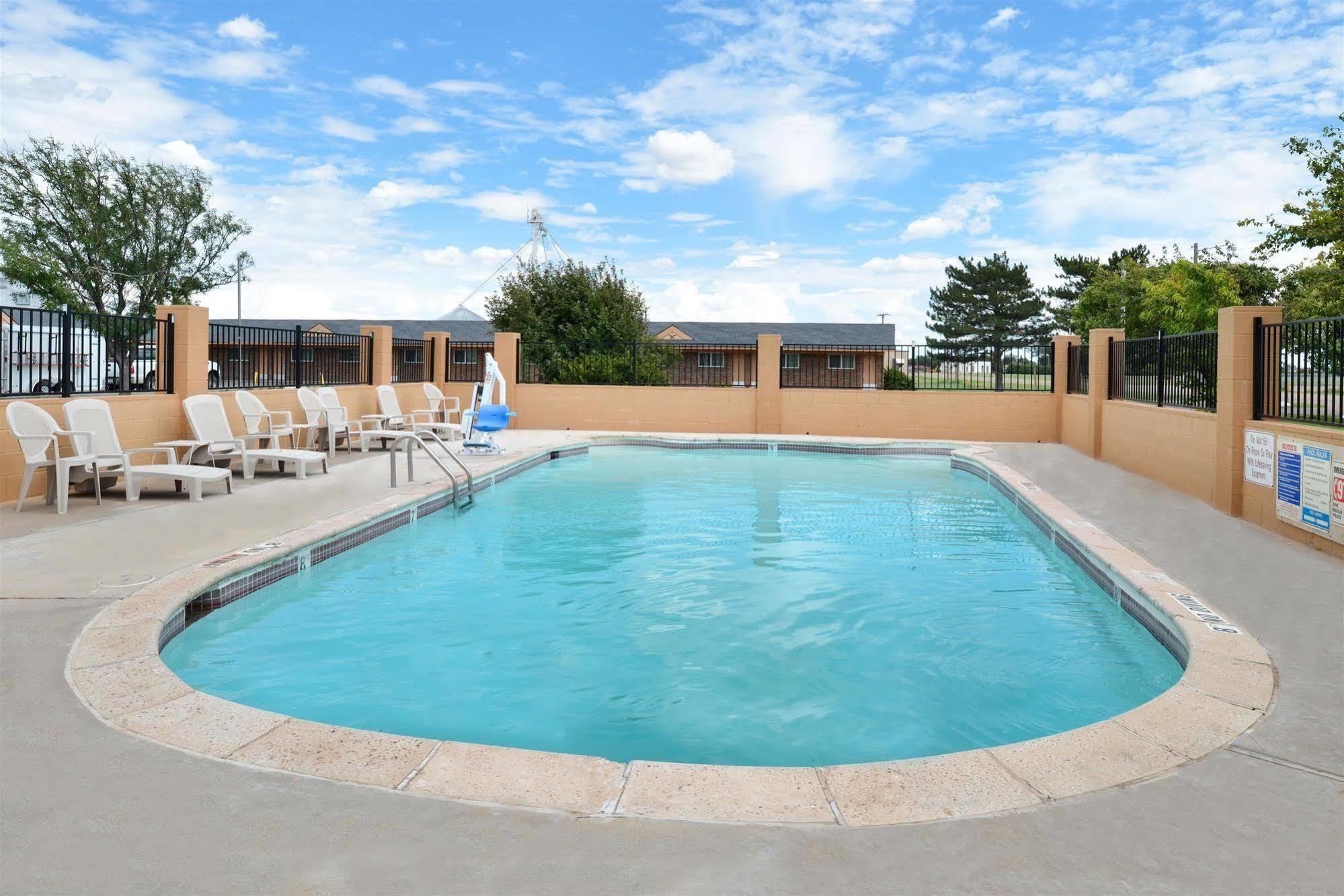 Route 66 Inn & Suites By Oyo Vega Tx Экстерьер фото